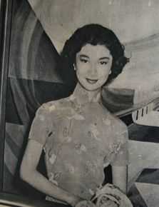 最新乐蒂（艺名），原名为奚重仪(Betty Loh Tih)性感图片