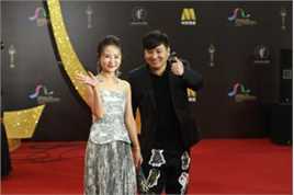 王凯阳工作照性感图片图集