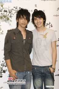 余发扬(Ladder)宣传性感图片图集