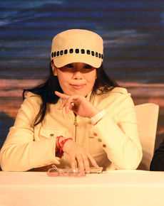 最新董董(Dora Dong)性感图片