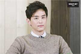 权律( KwonYul)电影明星的社交俱乐部MC生活照