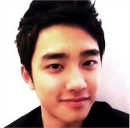 都敬秀(（韩文名）、Doh Kyungsoo、D.O.（官方艺名）、都暻秀（曾用名）、度庆洙（误译）)幼时及出道前图册壁纸壁纸