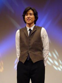 杨镇宇(Yang jin-woo)参加活动的照片图册