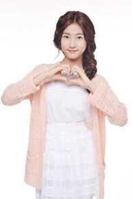 金赛纶(/Kim Sae ron)护肤品代言生活照相册