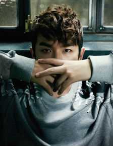 李玟雨(Lee Min Woo/)最新杂志壁纸