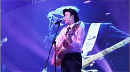 李明佑歌手前后照片