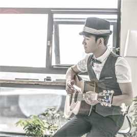 李明佑歌手图册