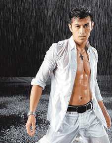 183Club祝钒刚前后照片