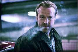 伊恩·格伦/伊恩·格雷(Iain Glen)伊恩饰演的杰克泰勒前后照片