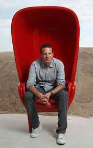 阿玛特·伊斯卡拉特(Amat Escalante)个人照