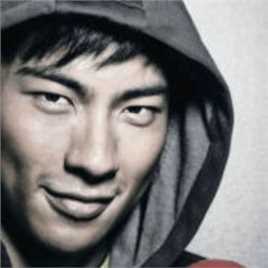 最新鹤天赐性感图片