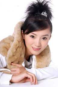 最新吴兰馨紫性感图片