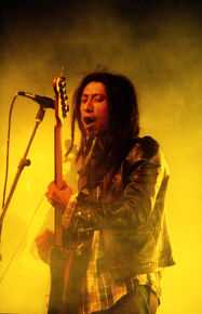 谢天笑舞台上的素颜照相册