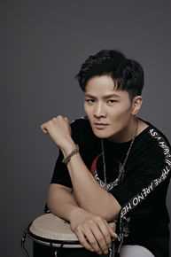 王岗岗 2017 春性感图片图集