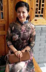 张艺心现代高清剧照