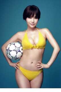 军艺校花徐冬冬足球宝贝大片