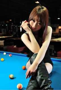 高清台球室的妩媚MM莎莎图集