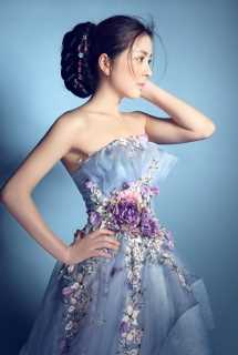 最全模特高兮妍蓝裙妩媚动人相册