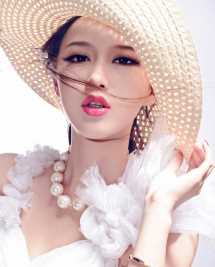 优质模特余陈秋子精致妆容妩媚动人图片