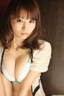 特别专辑若隐若现浴室湿身美女青島あきな图片