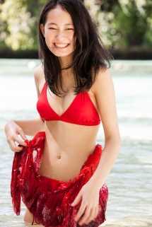 最全湖里的比基尼美女吉本実憂壁纸