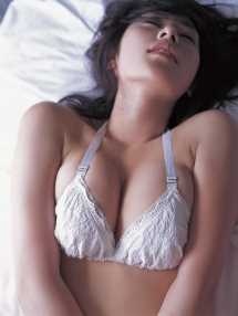 最新日谷桃子壁纸