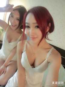 可爱两姐妹,你更喜欢哪个,两姐妹谁更漂亮些？