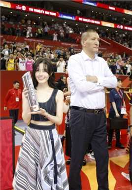 优质长发甜美女孩汤晶媚惹火清纯活动现场嘉宾图片相册