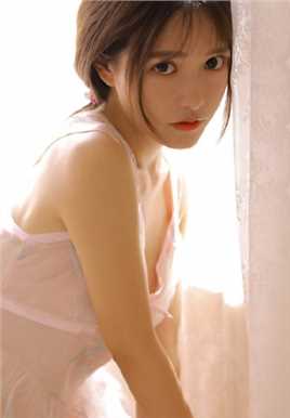 特别专辑美少女吸晴内衣模特吊带香肩清纯诱人图片