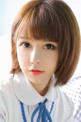 高清清纯小仙女俏皮短发明眸皓齿文艺美女艺术照图集