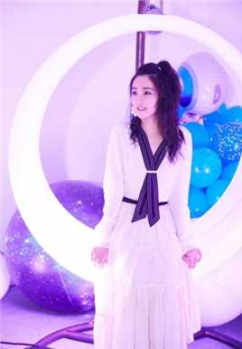 高清甜美少女张可盈清纯可爱气质梦幻养眼图片图集