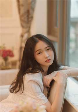 最新长发文艺美女气质温柔甜美清纯乙女壁纸