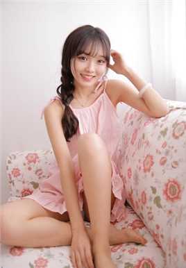 优质闺蜜室内清纯可爱女孩笑容相册