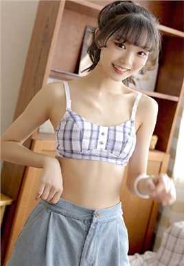 高清甜美笑容少女私房吊带抹胸清纯诱惑图集