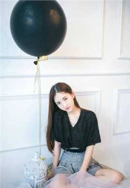 精选清纯气质女神黑美人养眼勾魂迷人私房唯美图册