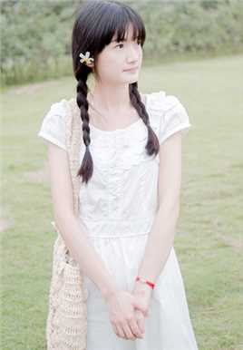 优质清纯美少女户外迷人相册