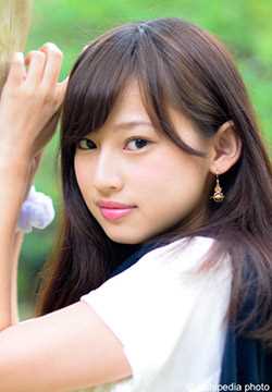 最新日本学生模特中尾有伽清纯甜美图片图集