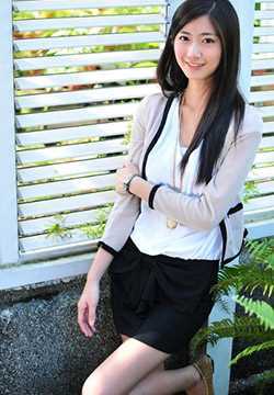 最全台湾空姐美女蔡涵宜Emily清纯图片相册