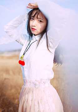 优质清纯文艺美少女荒原唯美相册