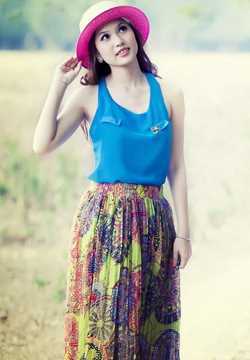 优质清纯阳光美女户外高清壁纸相册