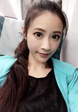 最新台湾美女廖芷晴清纯可爱照壁纸