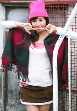 最全台湾清纯女孩胡佳妏冬日迷人外拍壁纸