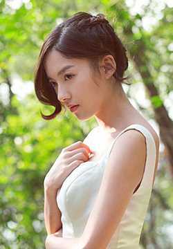 优质清纯美女森林唯美外拍图片