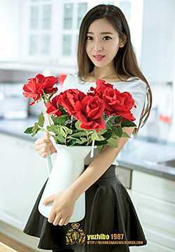 最新清纯校花甜美迷人街拍壁纸