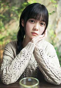 优质清纯90后素颜美女生活照相册