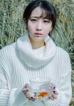 精选清纯女生户外伤感意境图册