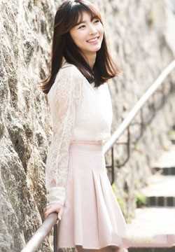 最全邻家女孩裴涩琪户外清纯照相册