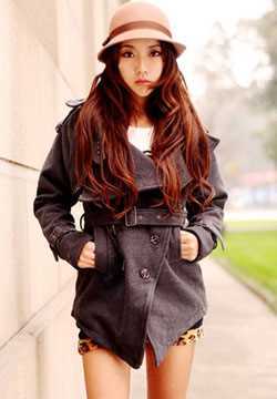 特别专辑清纯美女陈嘉歆街头迷人照图片