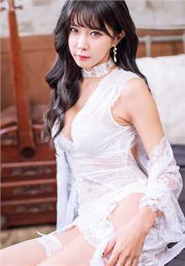 特别专辑韩国美女车模许允美高清美图照图片