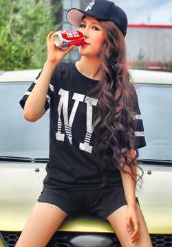 优质香车美女车模休闲时尚大片图片